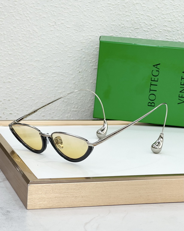 BOTTEGA VENETA Sunglasses(AAAA)-028