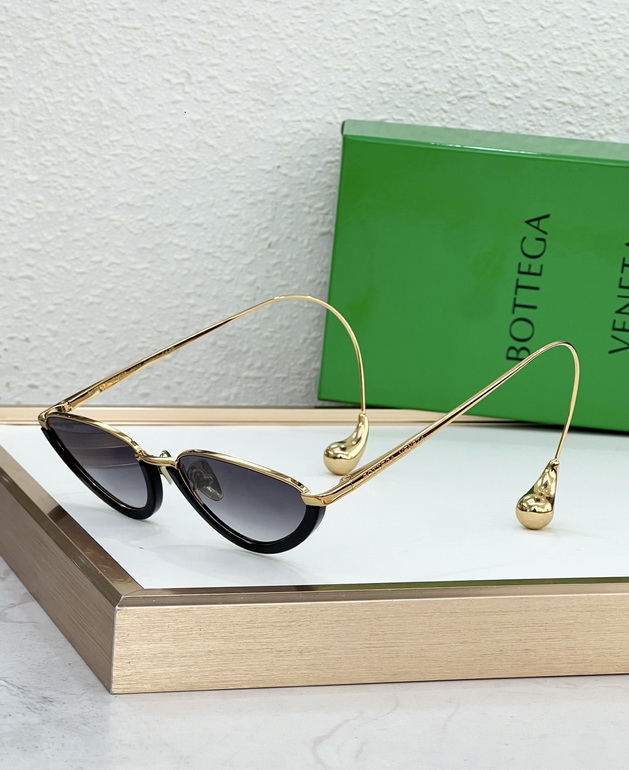 BOTTEGA VENETA Sunglasses(AAAA)-025