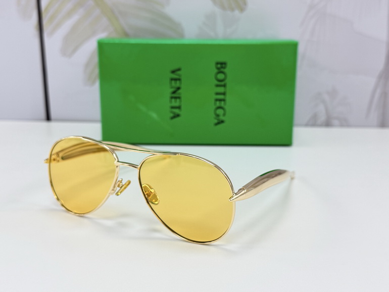 BOTTEGA VENETA Sunglasses(AAAA)-004