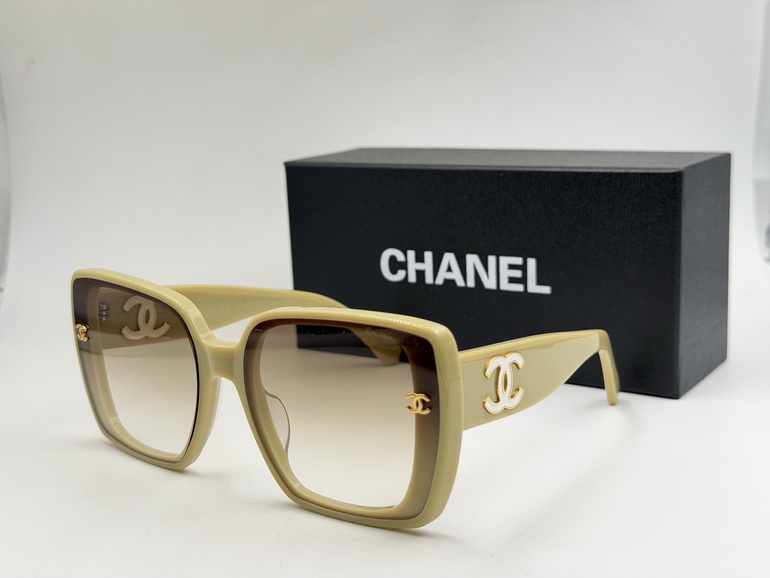 CHANEL Sunglasses(AAAA)-2574