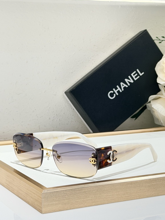 CHANEL Sunglasses(AAAA)-2361