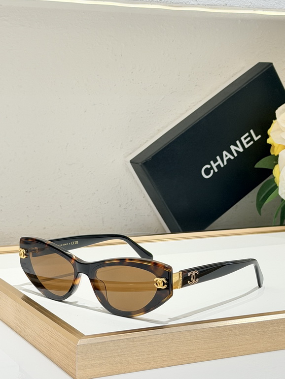 CHANEL Sunglasses(AAAA)-2005