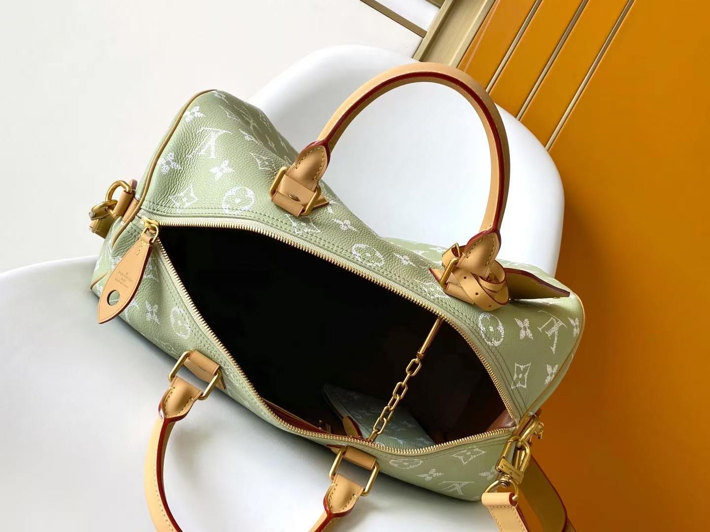 LV Bag-NFC(AAA)-749