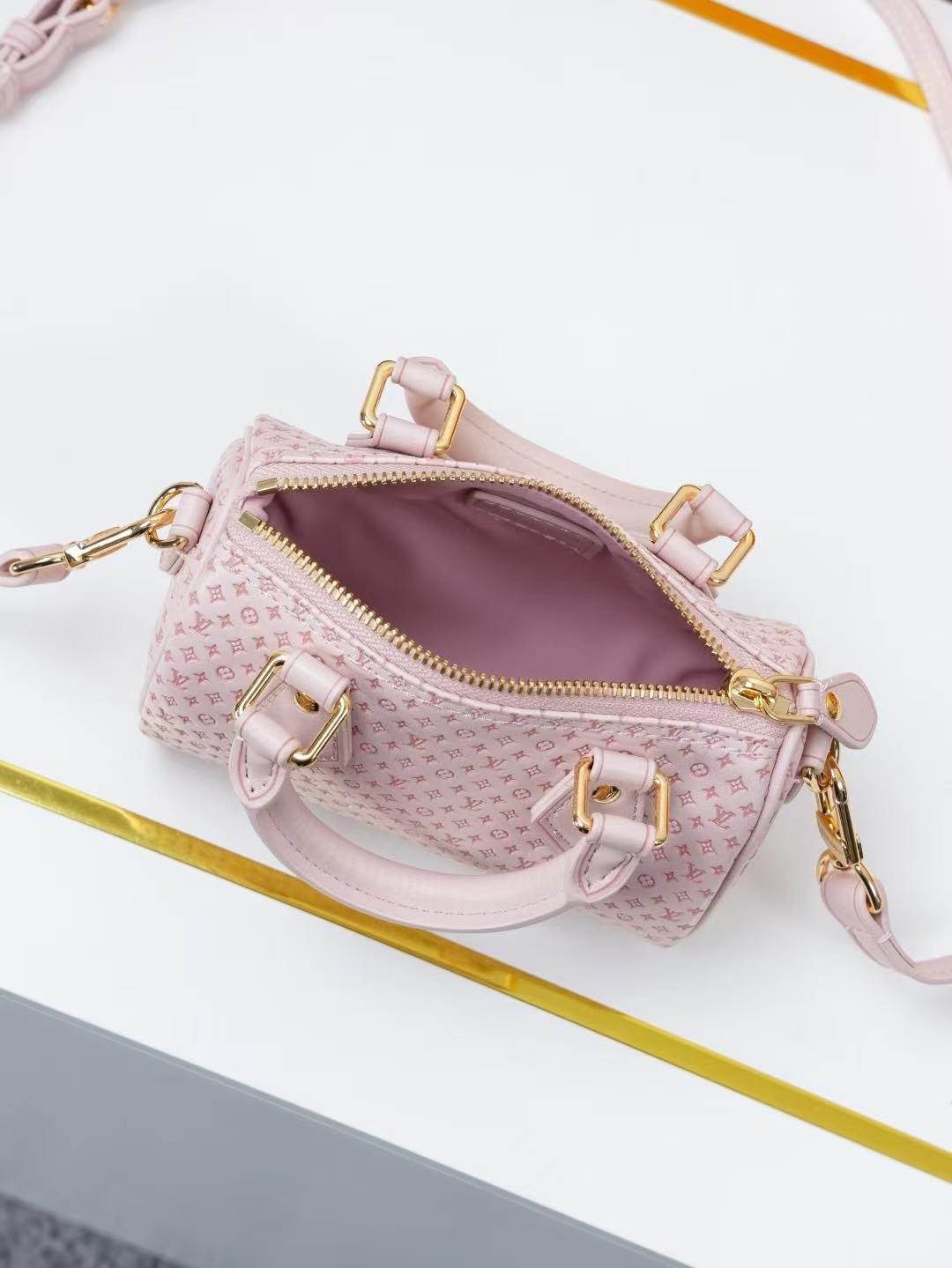LV Handbags AAA(Women)-2032