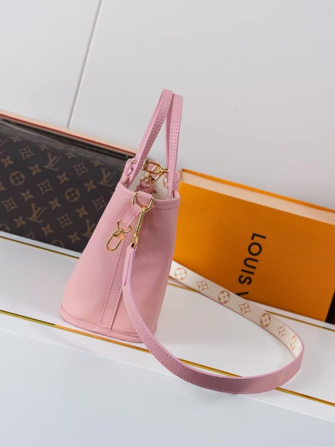 LV Handbags AAA(Women)-2033