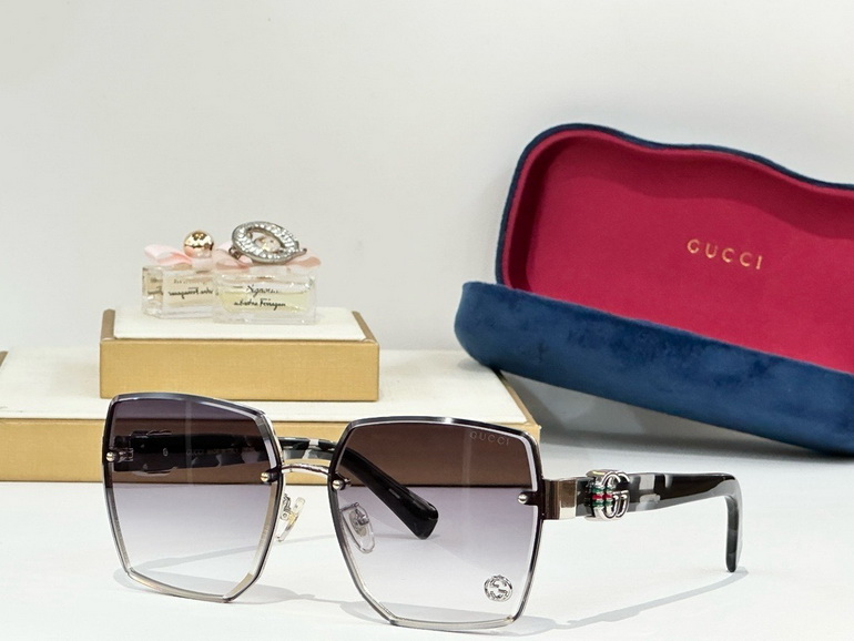 GUCCI Sunglasses(AAAA)-2374