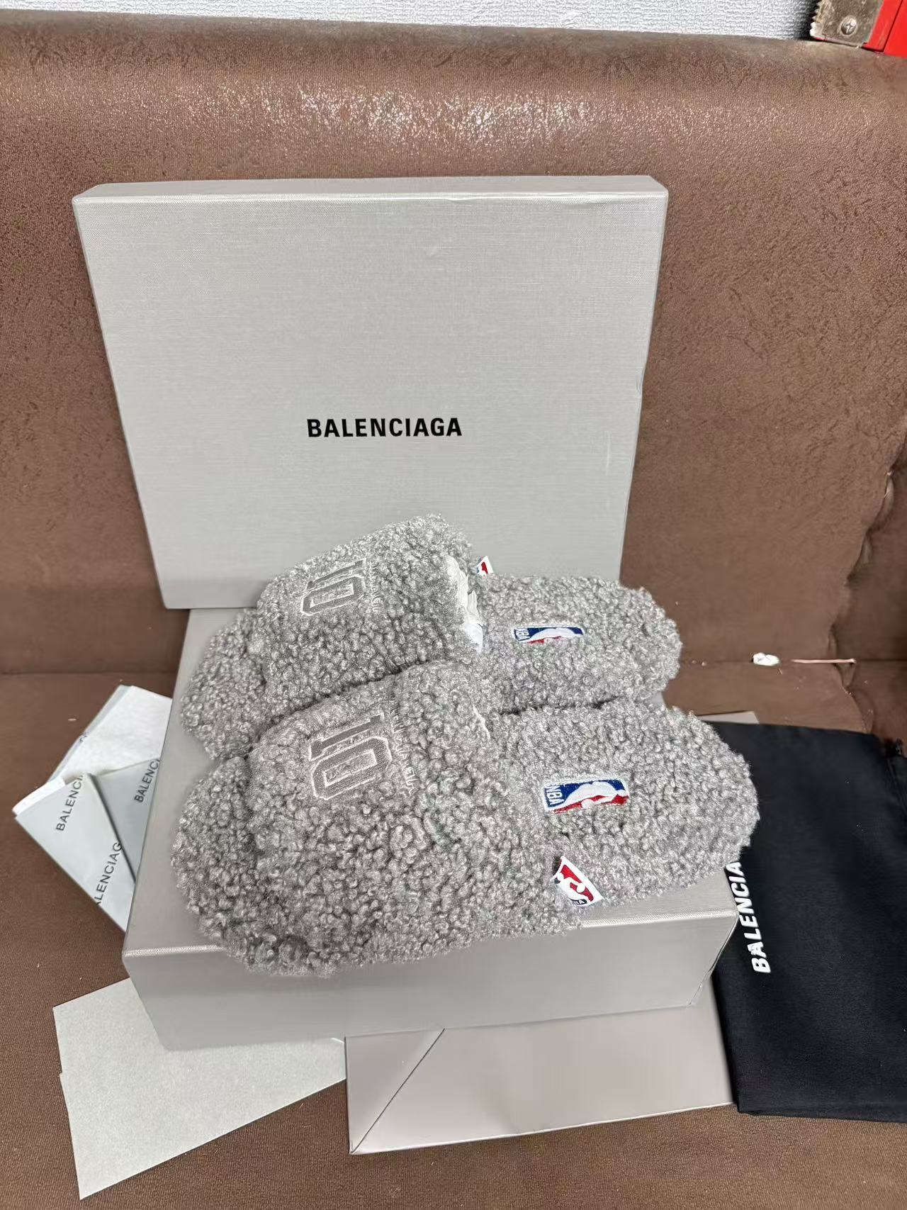Balenciaga Slippers(AAA)-022
