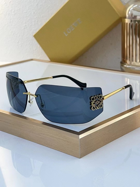 LOEWE Sunglasses(AAAA)-002