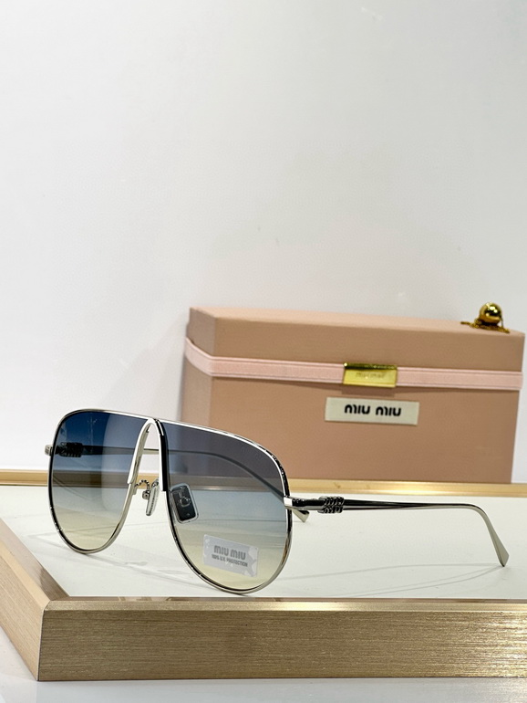 MIUMIU Sunglasses(AAAA)-813