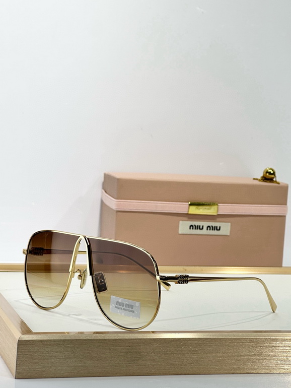MIUMIU Sunglasses(AAAA)-810