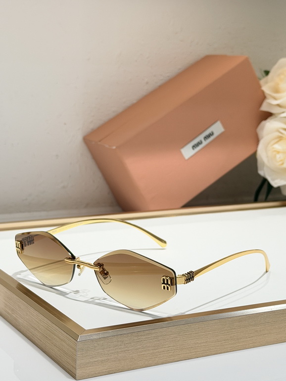 MIUMIU Sunglasses(AAAA)-319
