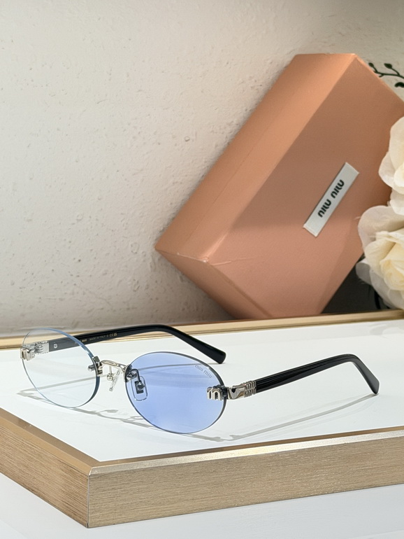 MIUMIU Sunglasses(AAAA)-039