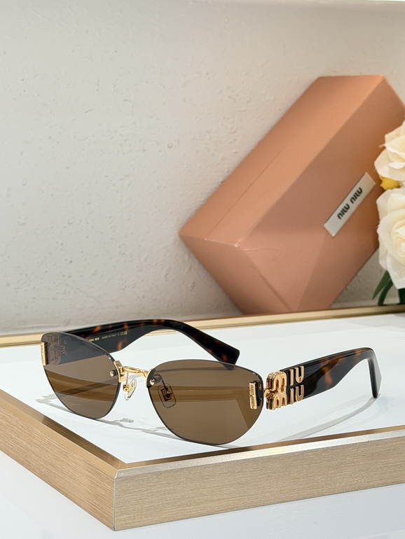 MIUMIU Sunglasses(AAAA)-031