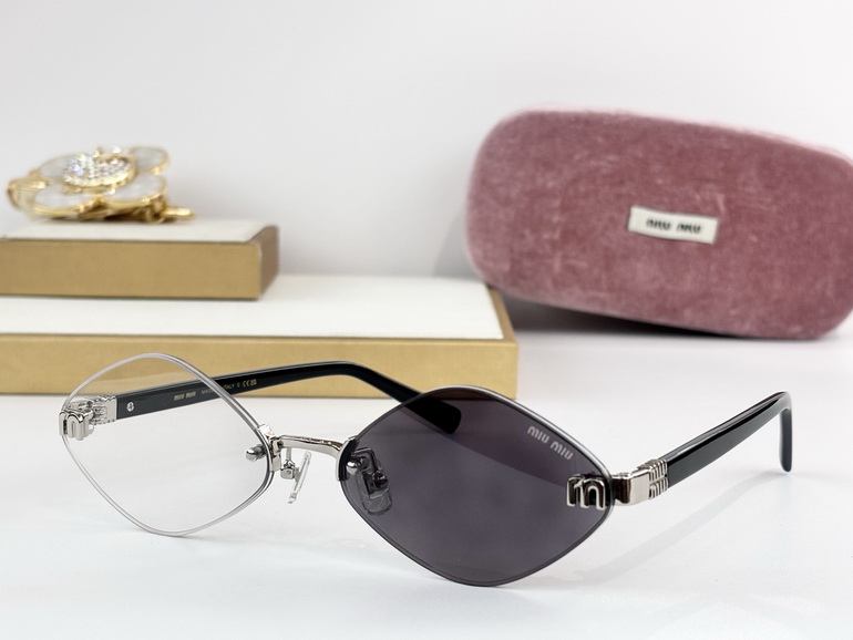 MIUMIU Sunglasses(AAAA)-008