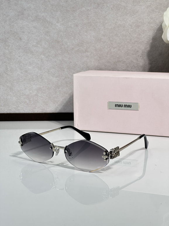 MIUMIU Sunglasses(AAAA)-2235