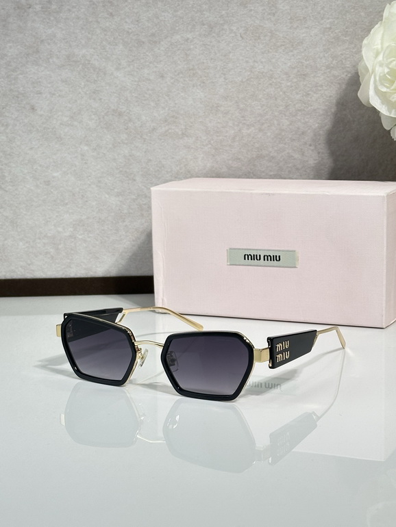 MIUMIU Sunglasses(AAAA)-2097