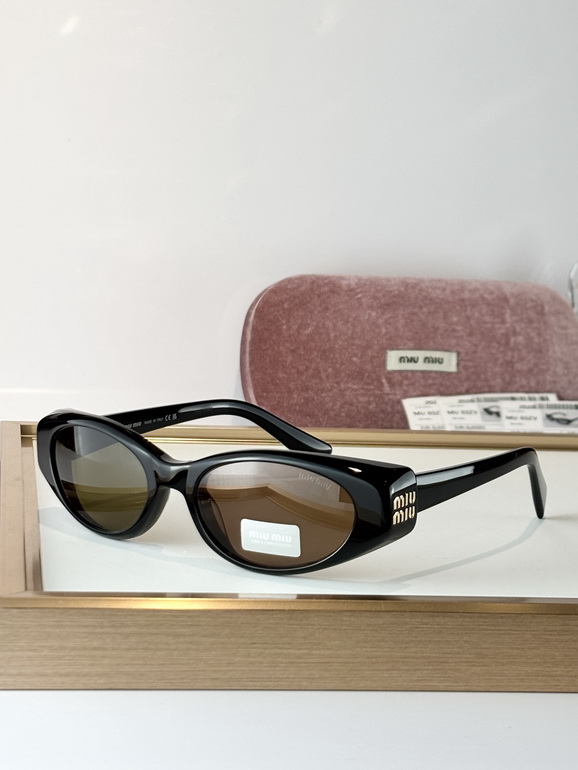 MIUMIU Sunglasses(AAAA)-1819