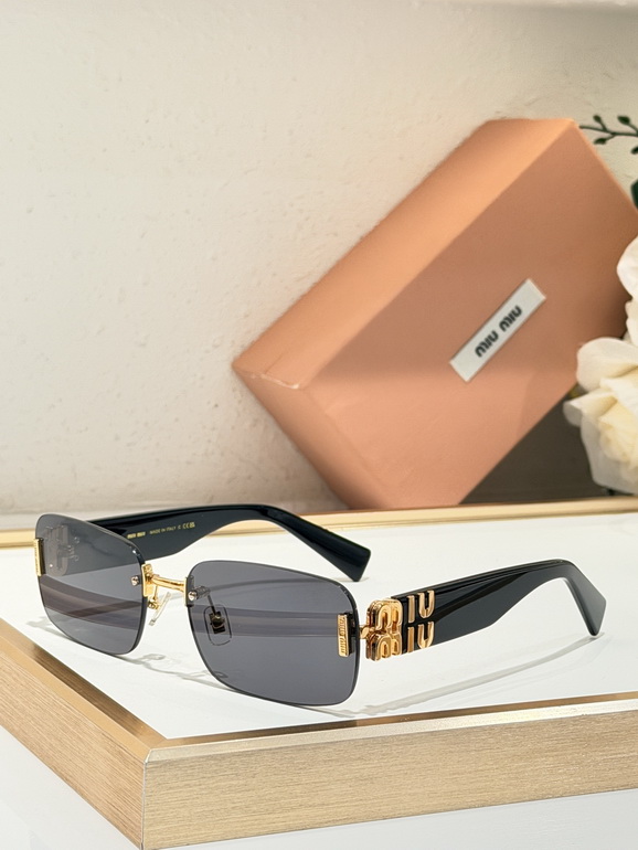 MIUMIU Sunglasses(AAAA)-1769
