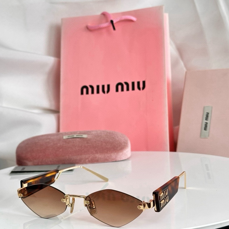 MIUMIU Sunglasses(AAAA)-1647