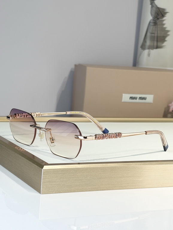 MIUMIU Sunglasses(AAAA)-2252