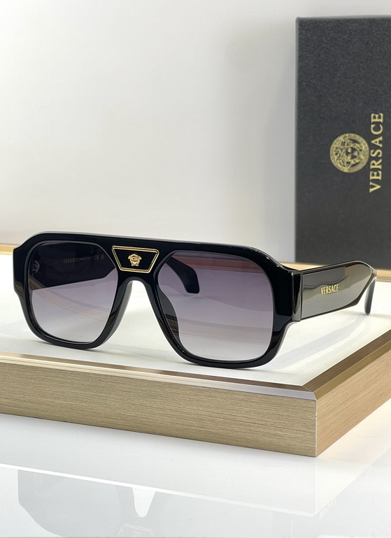 VERSACE Sunglasses(AAAA)-636