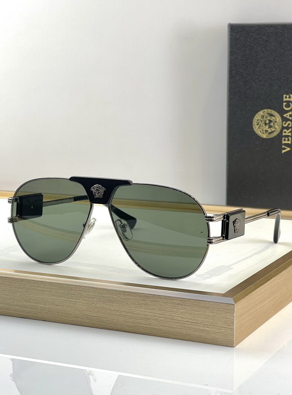 VERSACE Sunglasses(AAAA)-622
