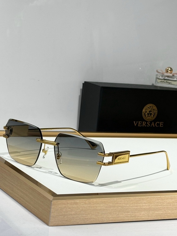 VERSACE Sunglasses(AAAA)-329