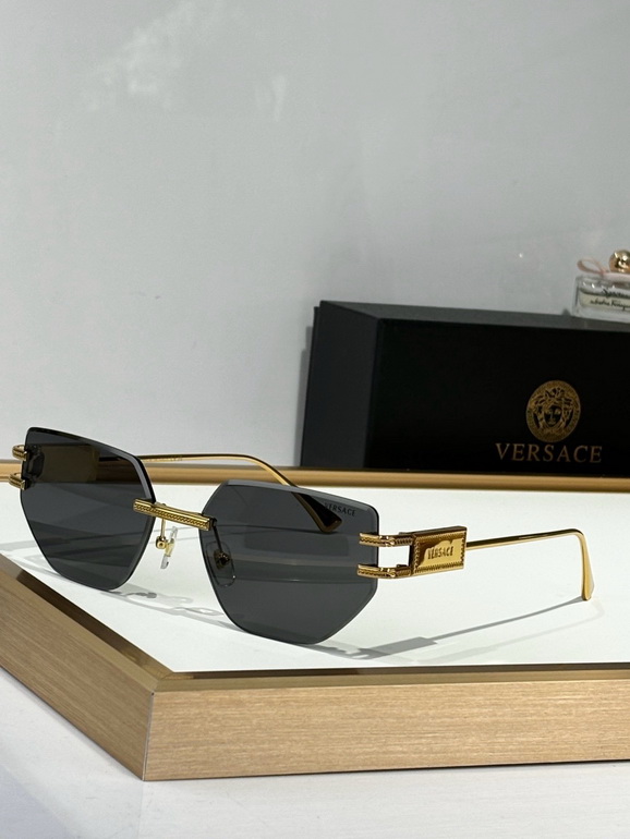 VERSACE Sunglasses(AAAA)-321