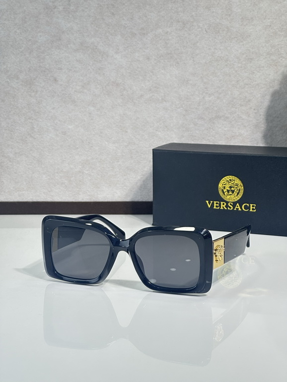 VERSACE Sunglasses(AAAA)-303
