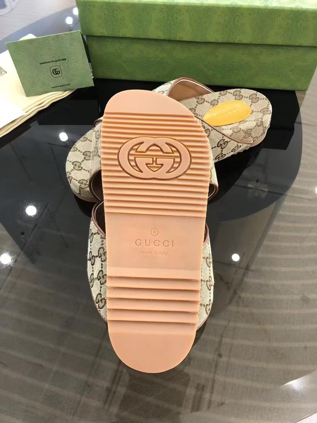 LV Slippers(AAA)-061