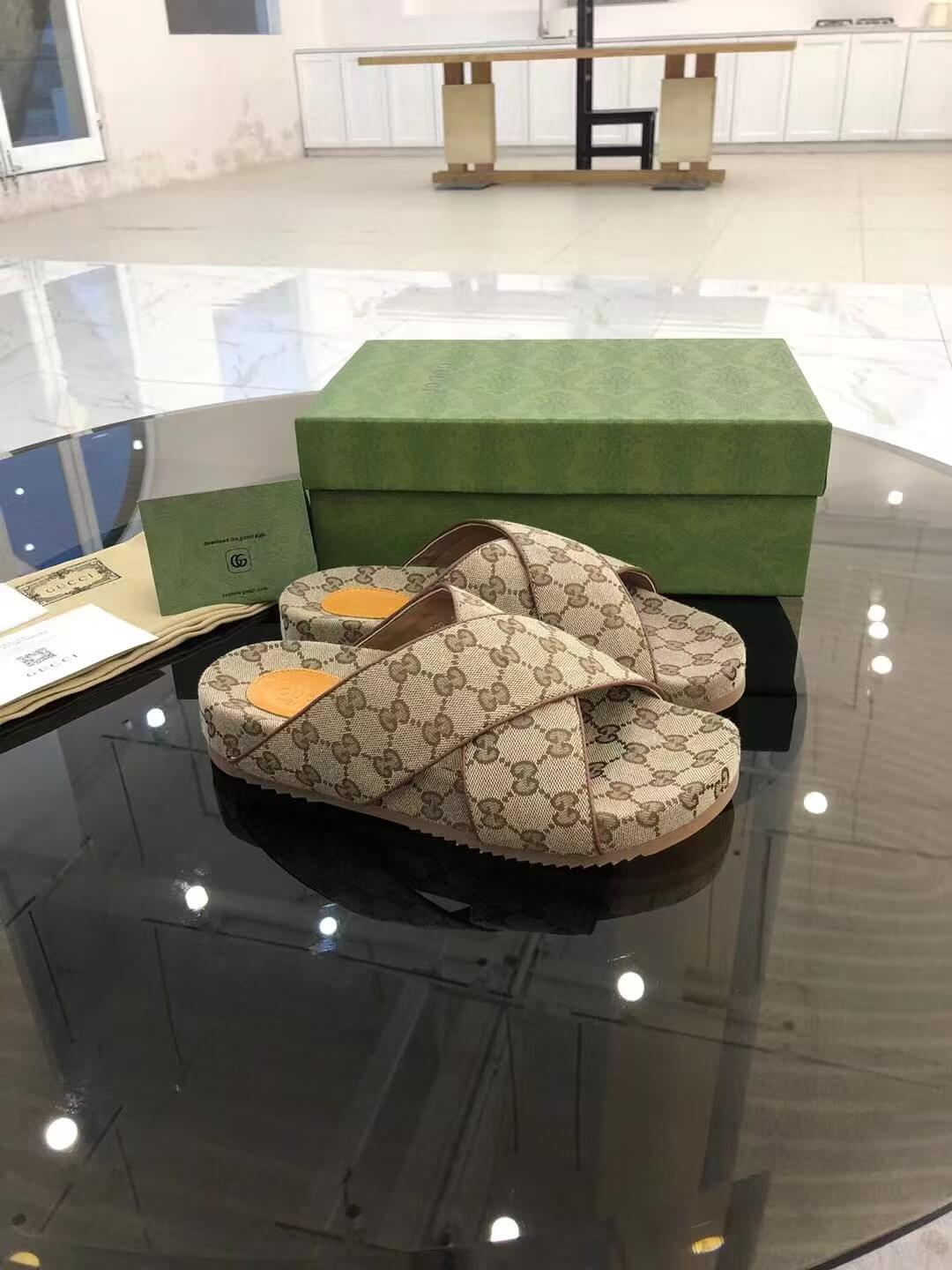LV Slippers(AAA)-061