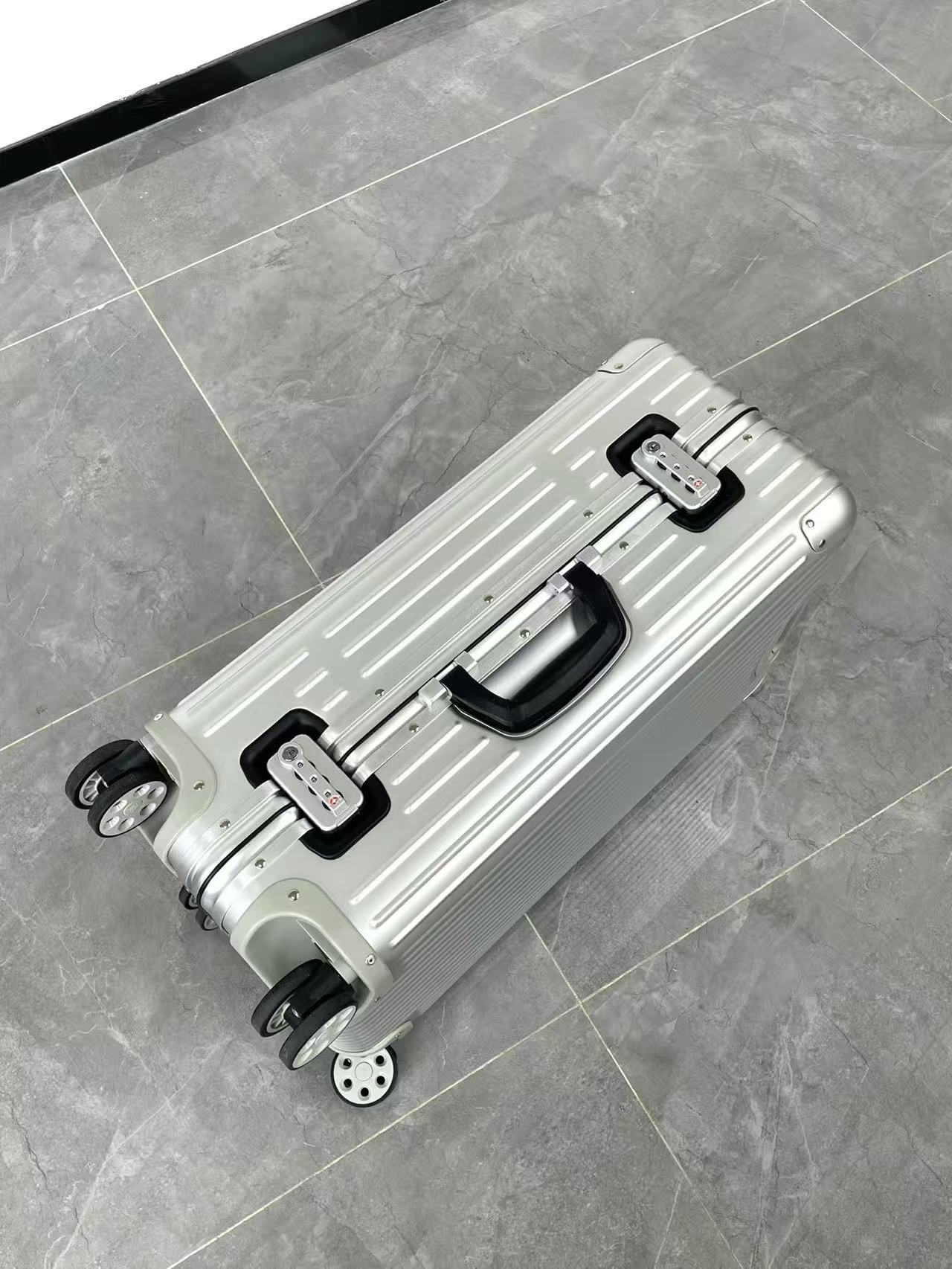 RIMOWA Suitcase(AAA)-003