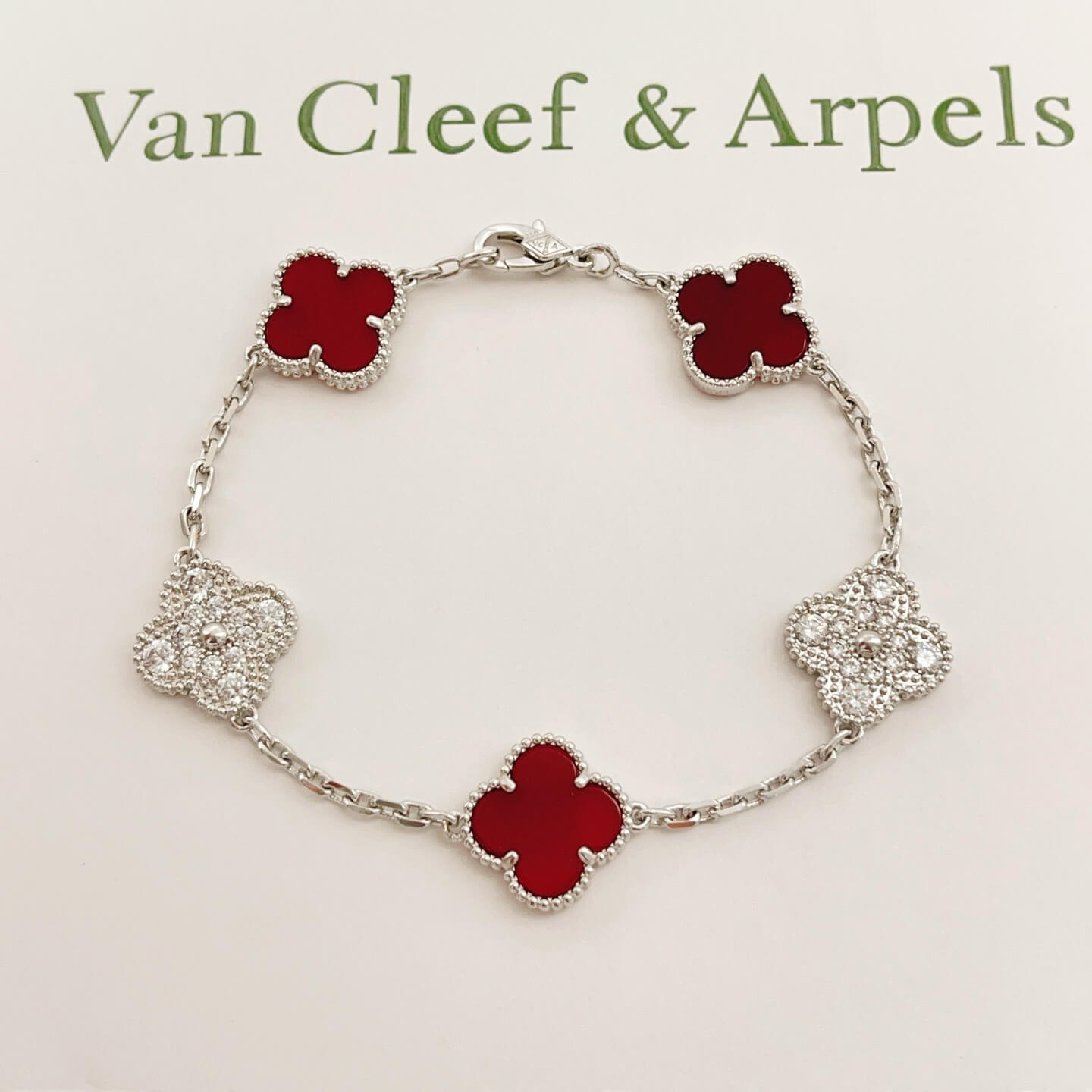 Van Cleef & Arpels Bracelet-006