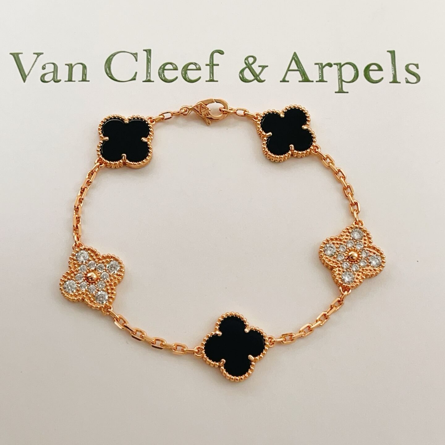 Van Cleef & Arpels Bracelet-004