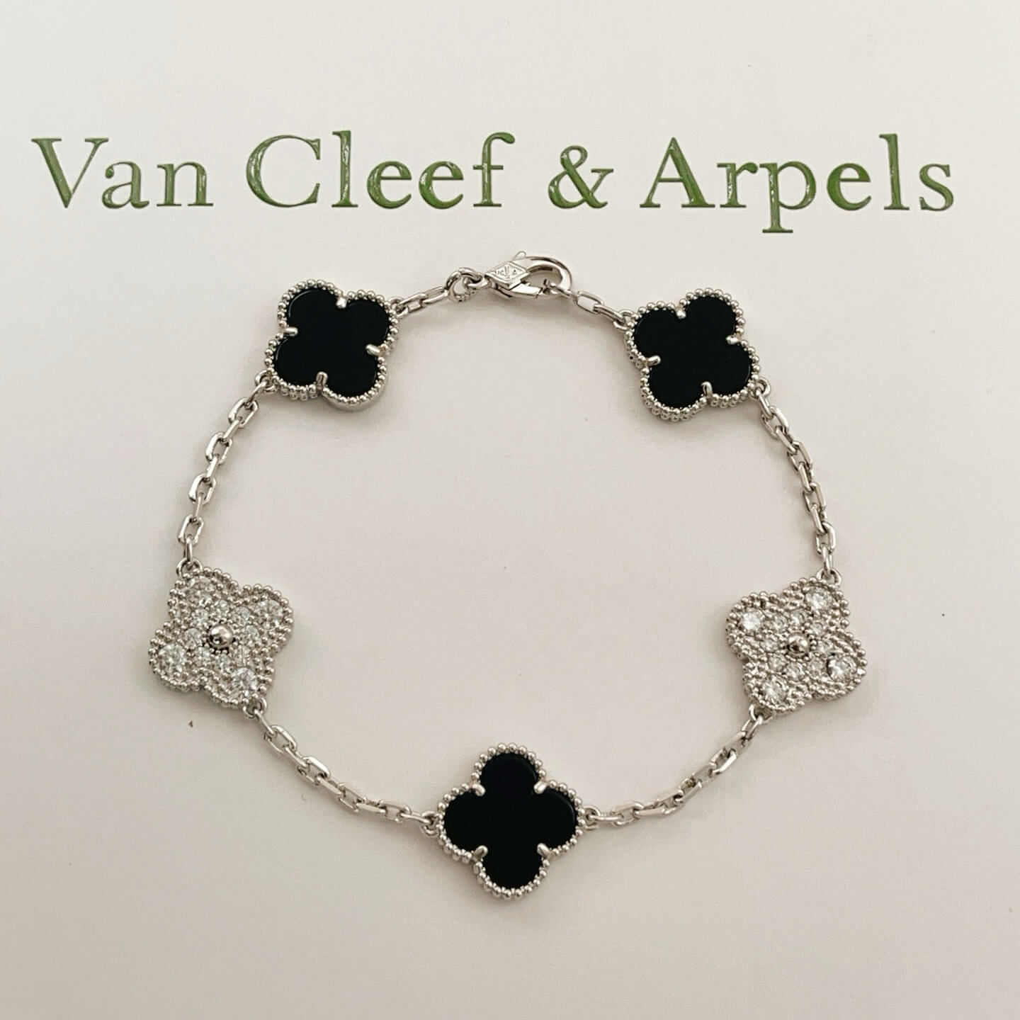 Van Cleef & Arpels Bracelet-003
