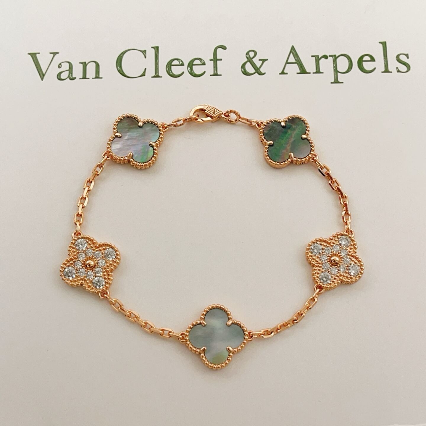 Van Cleef & Arpels Bracelet-001