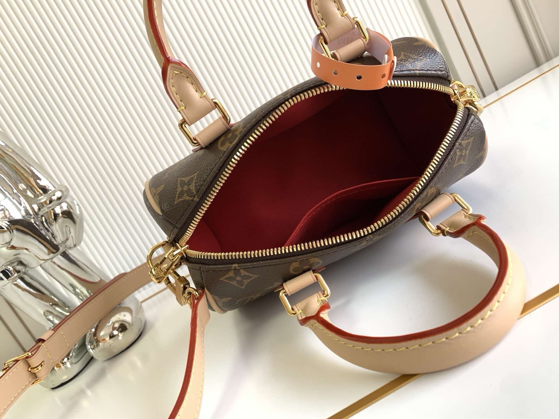 LV Handbags AAA(Women)-2035