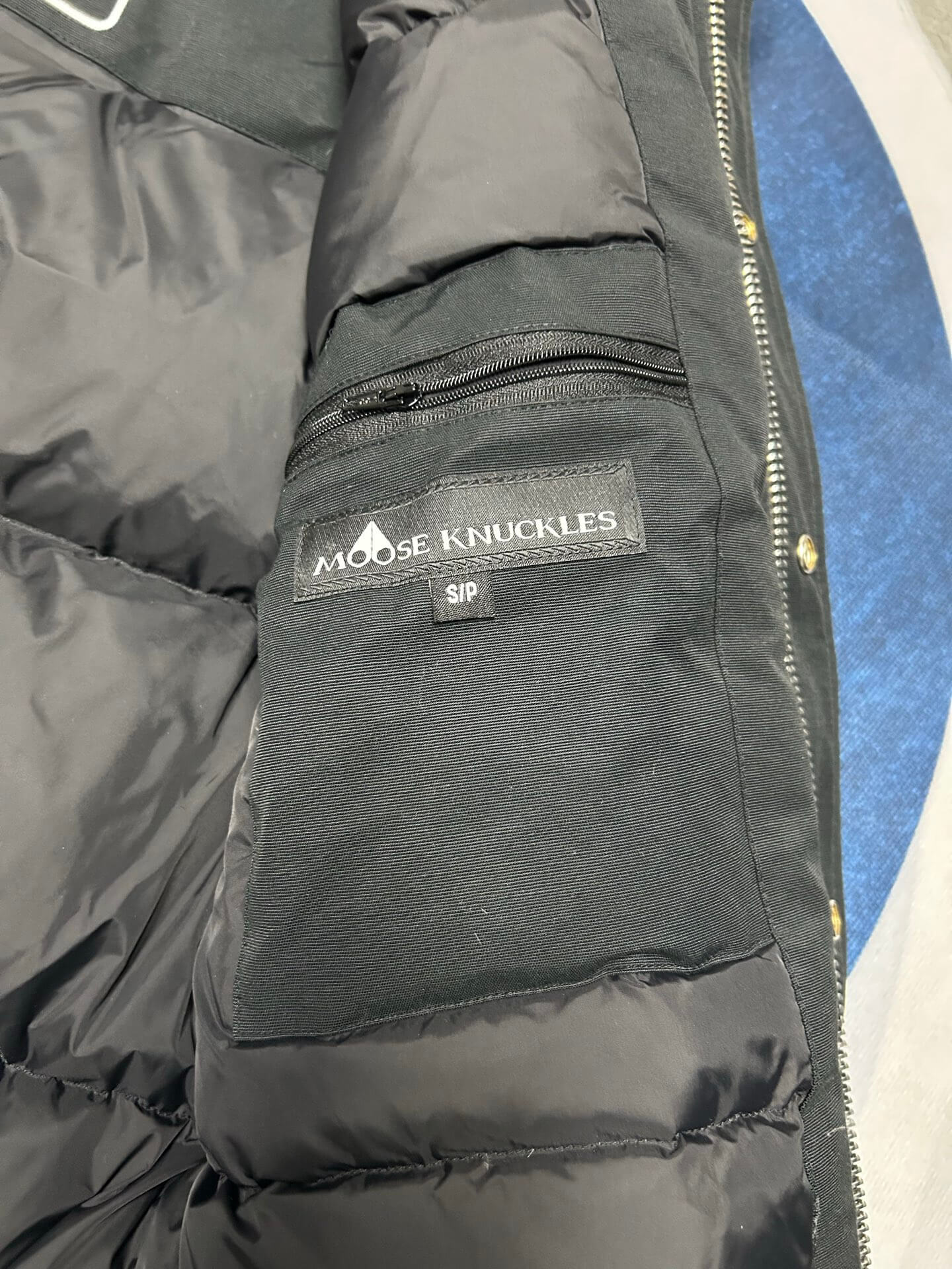 Moose Knuckles Coat-024
