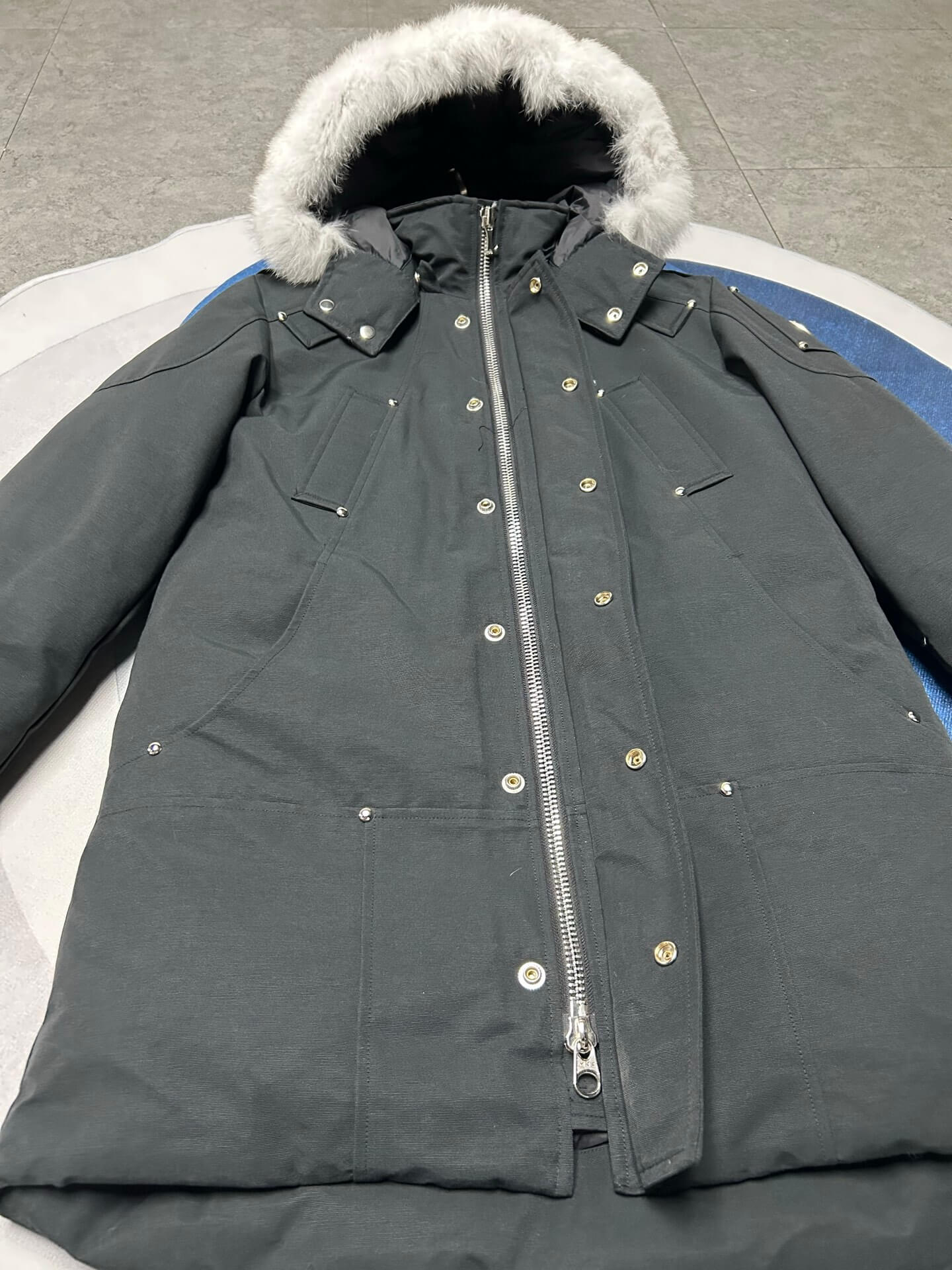 Moose Knuckles Coat-024