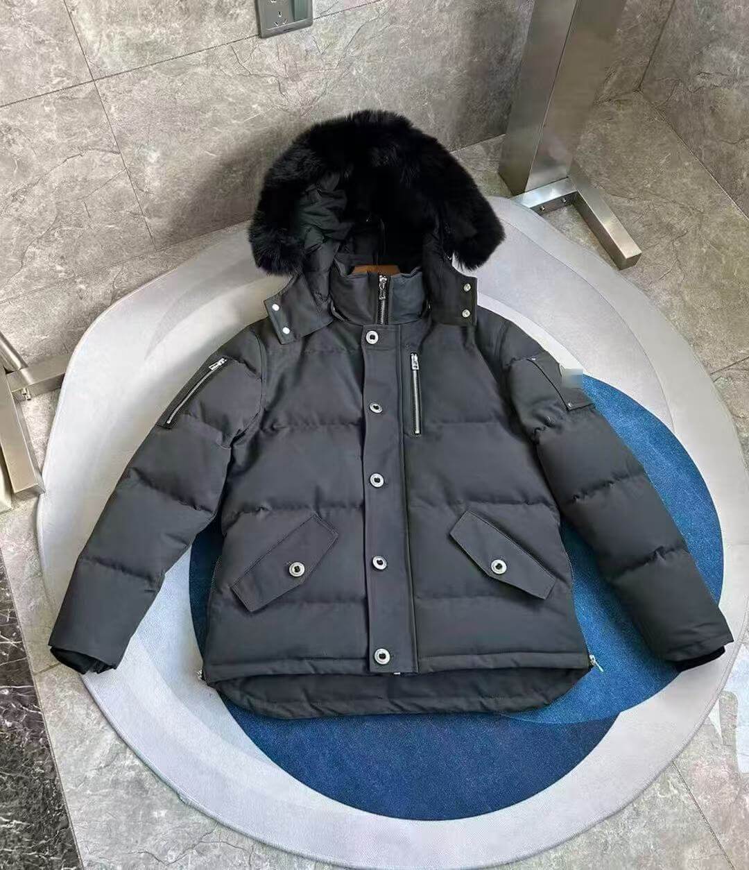Moose Knuckles Coat-023