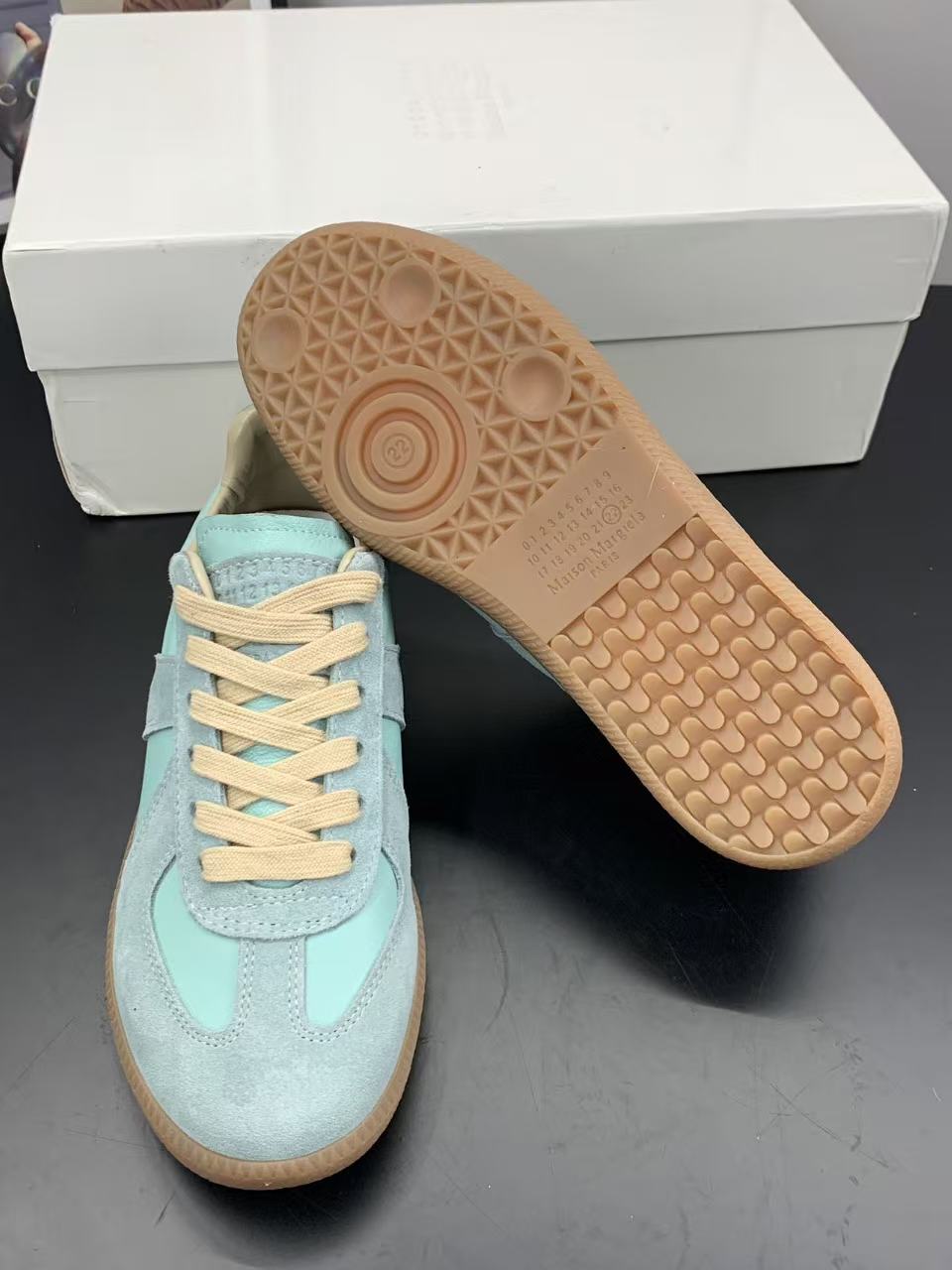 Maison Margiela Shoes(AAA)-040