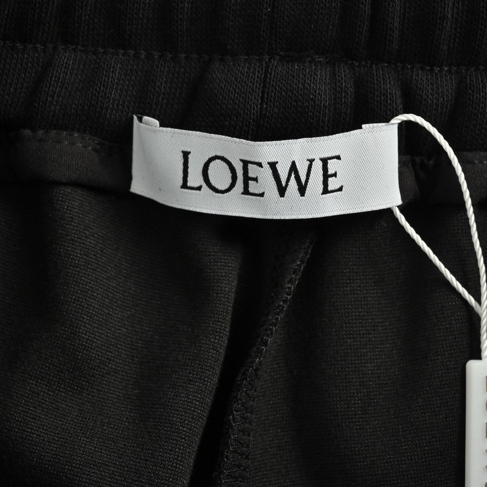 LOEWE Shorts-009