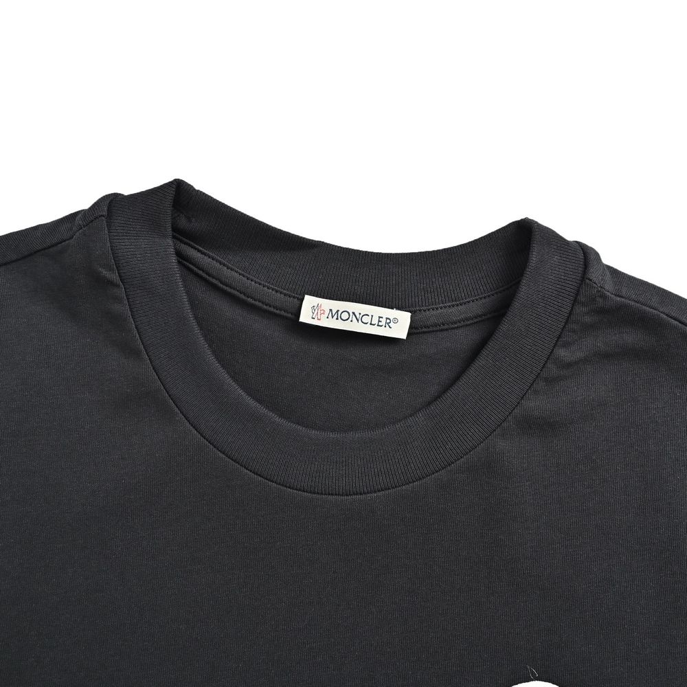 Moncler T-shirts-1050