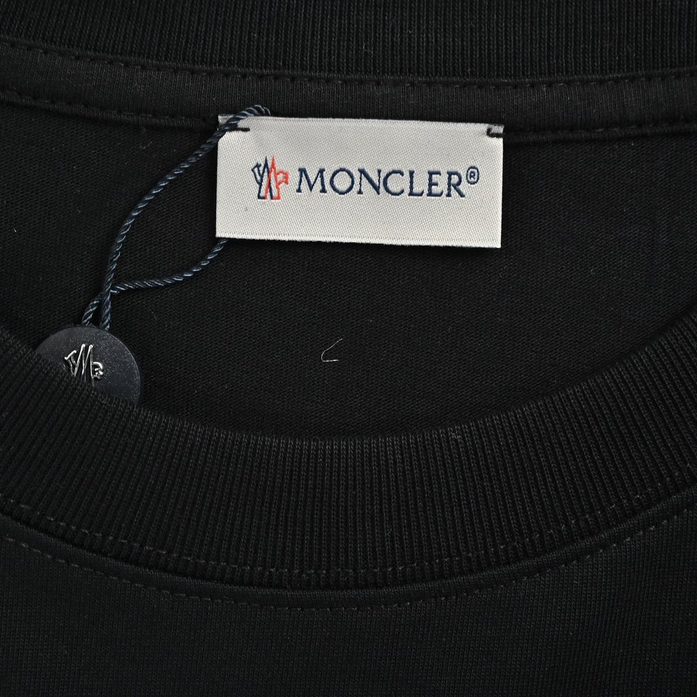 Moncler T-shirts-1085