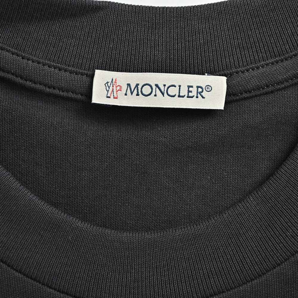 Moncler T-shirts-1050