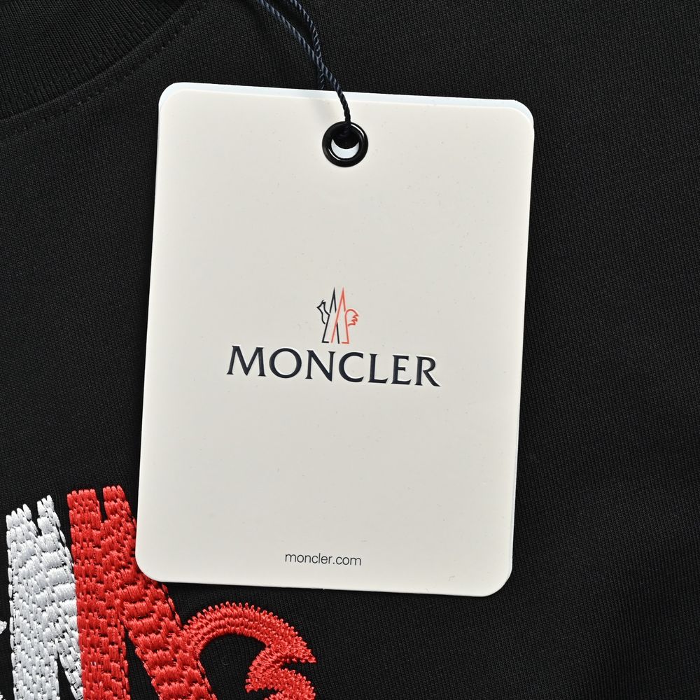 Moncler T-shirts-1076