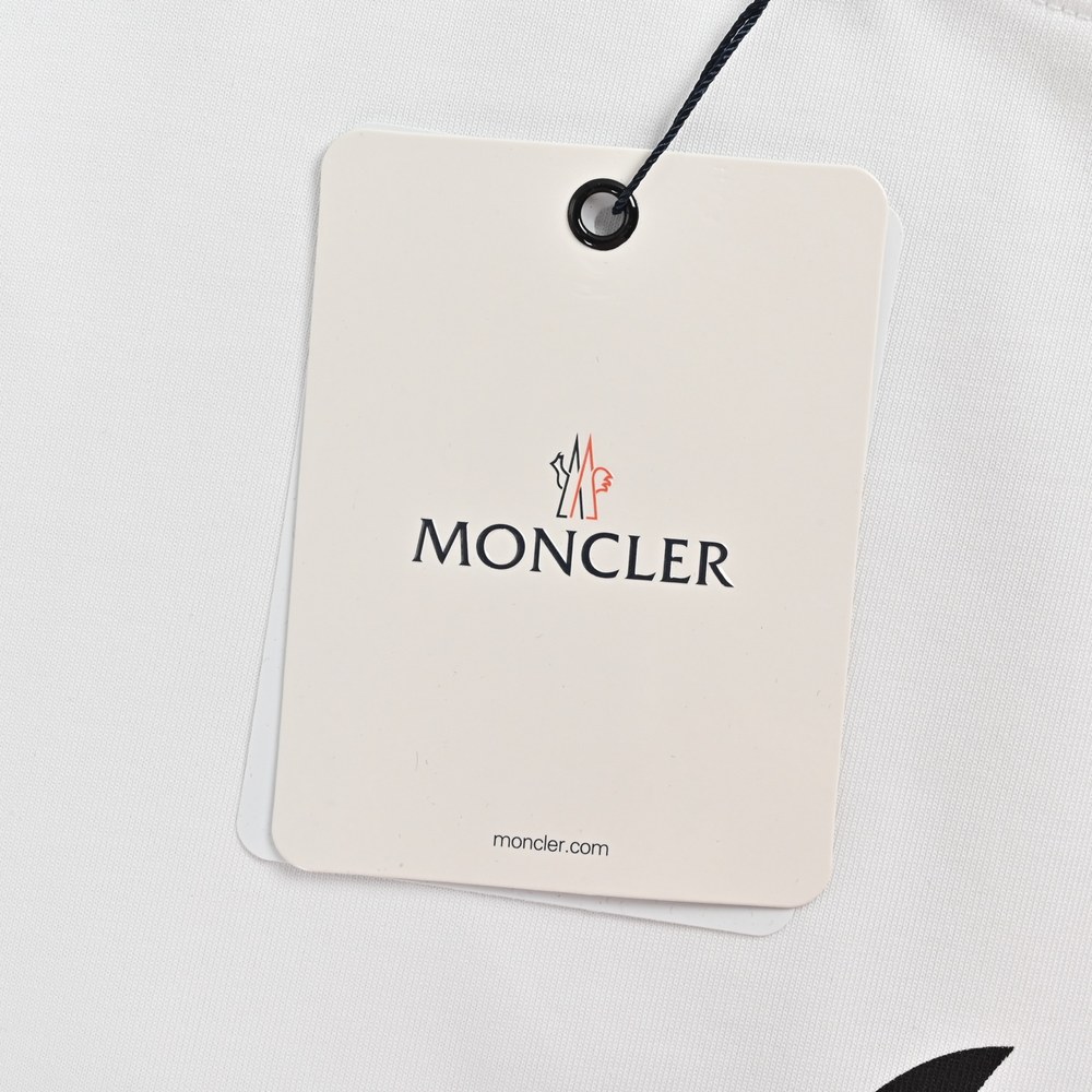 Moncler T-shirts-1142
