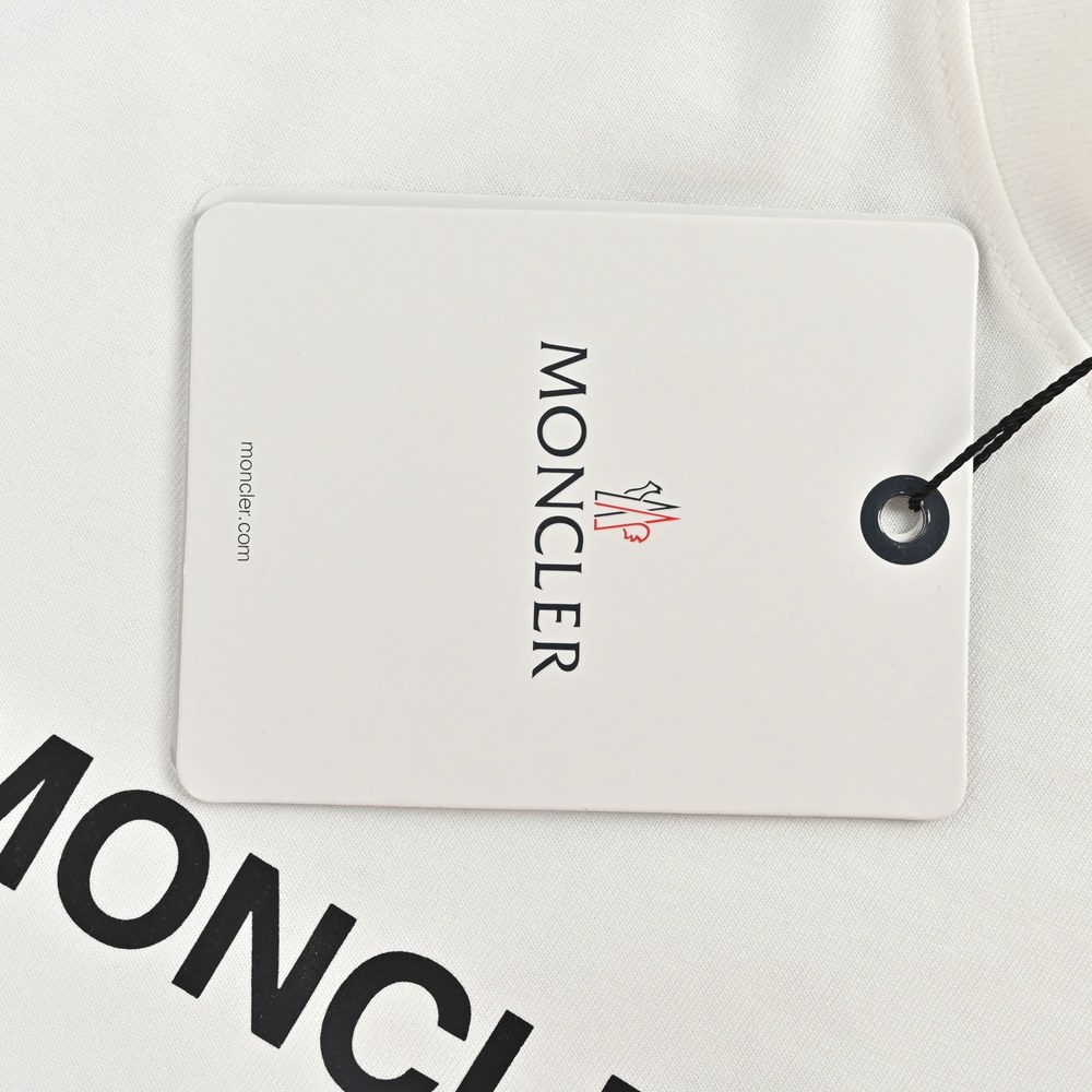 Moncler T-shirts-1044