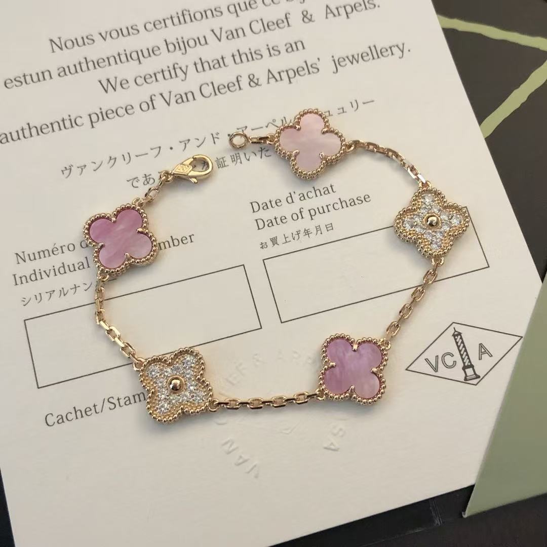 Van Cleef & Arpels Bracelet-024