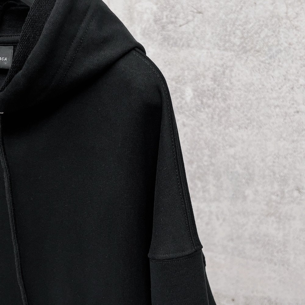 Balenciaga Hoody-011